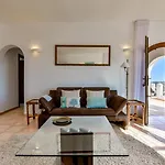 Guzman - Mimosa * Moraira